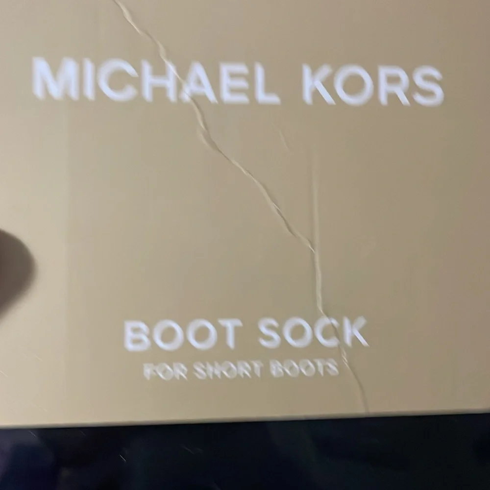 Michael Kors Tan Boot Sock for Short Boots fits shoe/boot size 9-11 BNIB - Picture 2 of 8